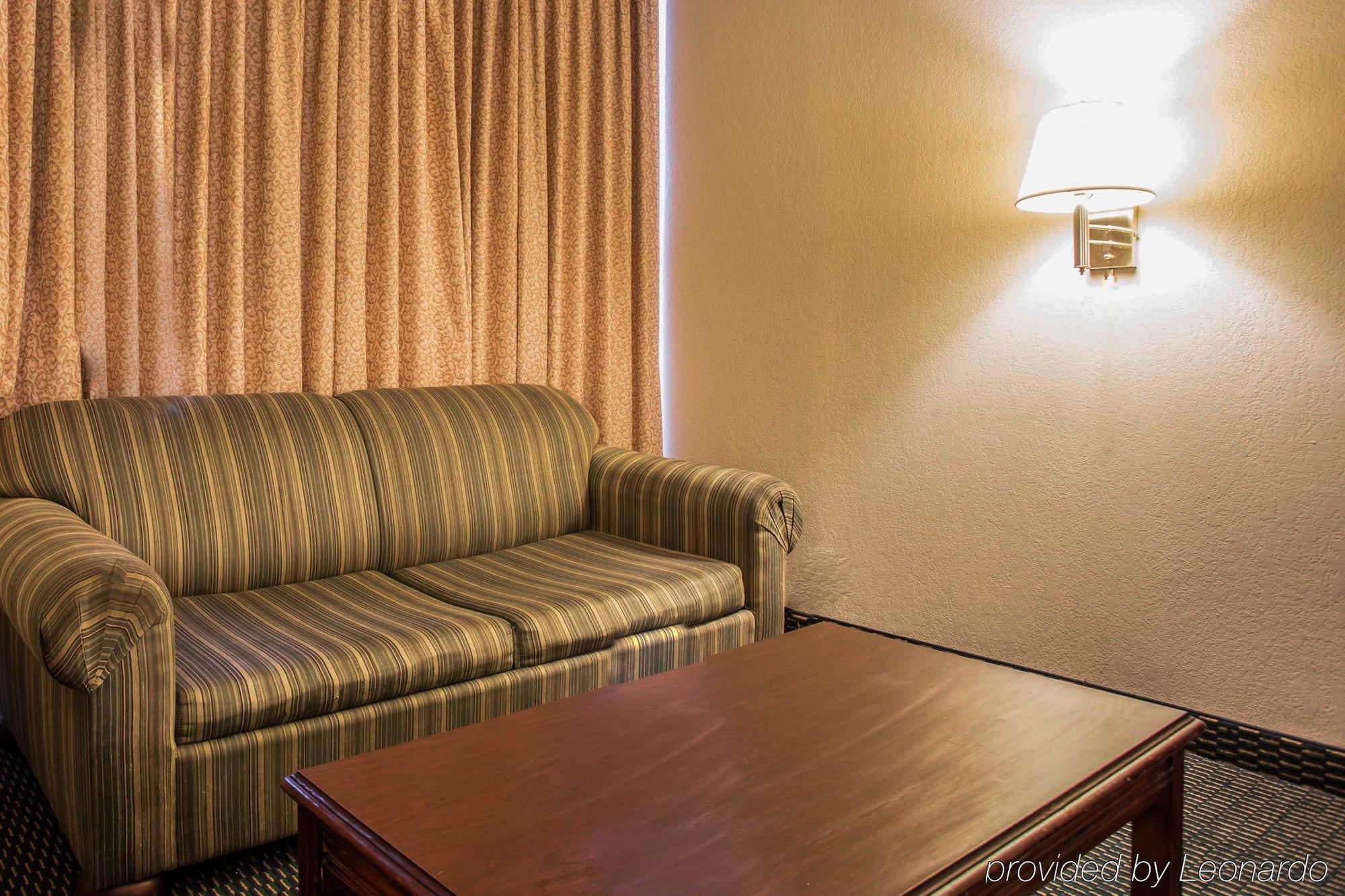 Econo Lodge Inn & Suites Lumberton Exteriör bild