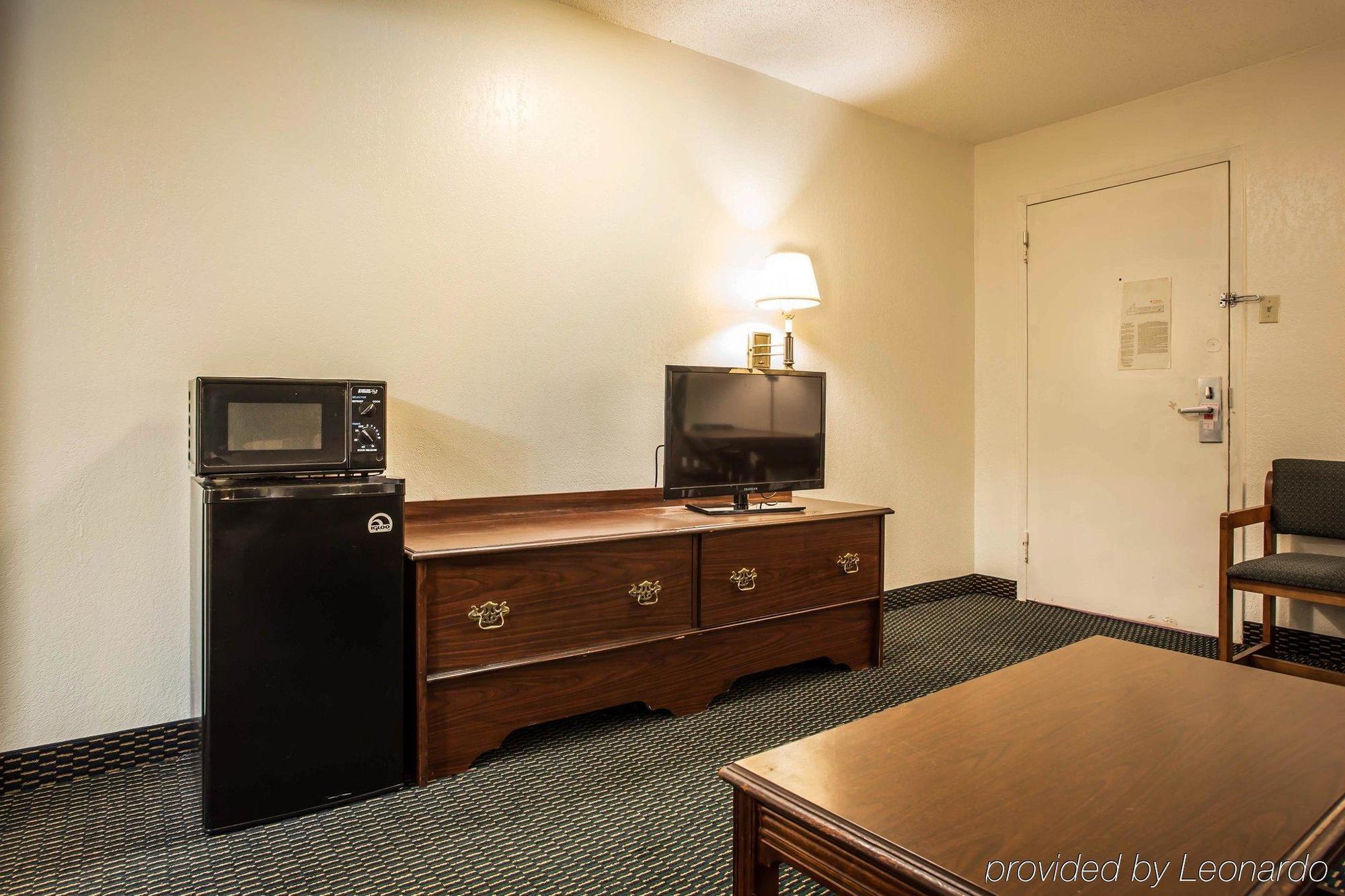 Econo Lodge Inn & Suites Lumberton Exteriör bild